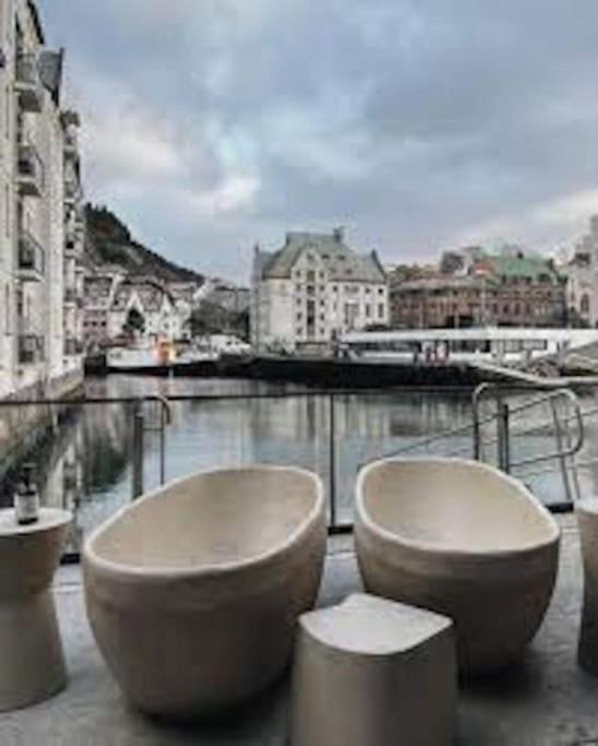 Penthouse By Brosundet, Free Parking Space * Ålesund
