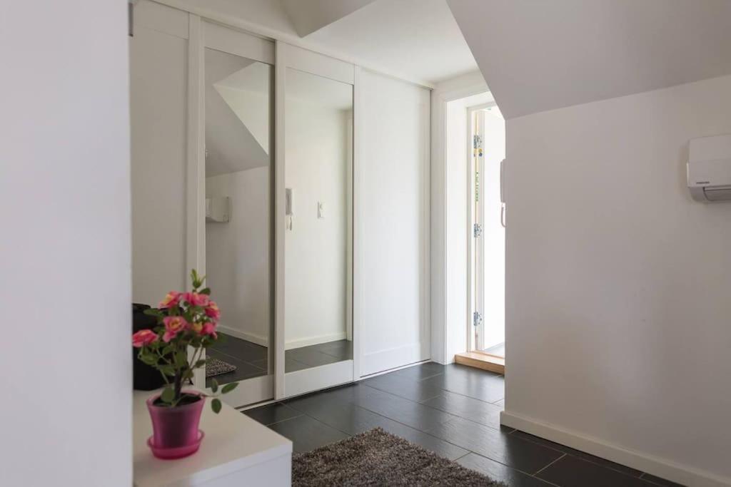 Penthouse By Brosundet, Free Parking Space Apartment